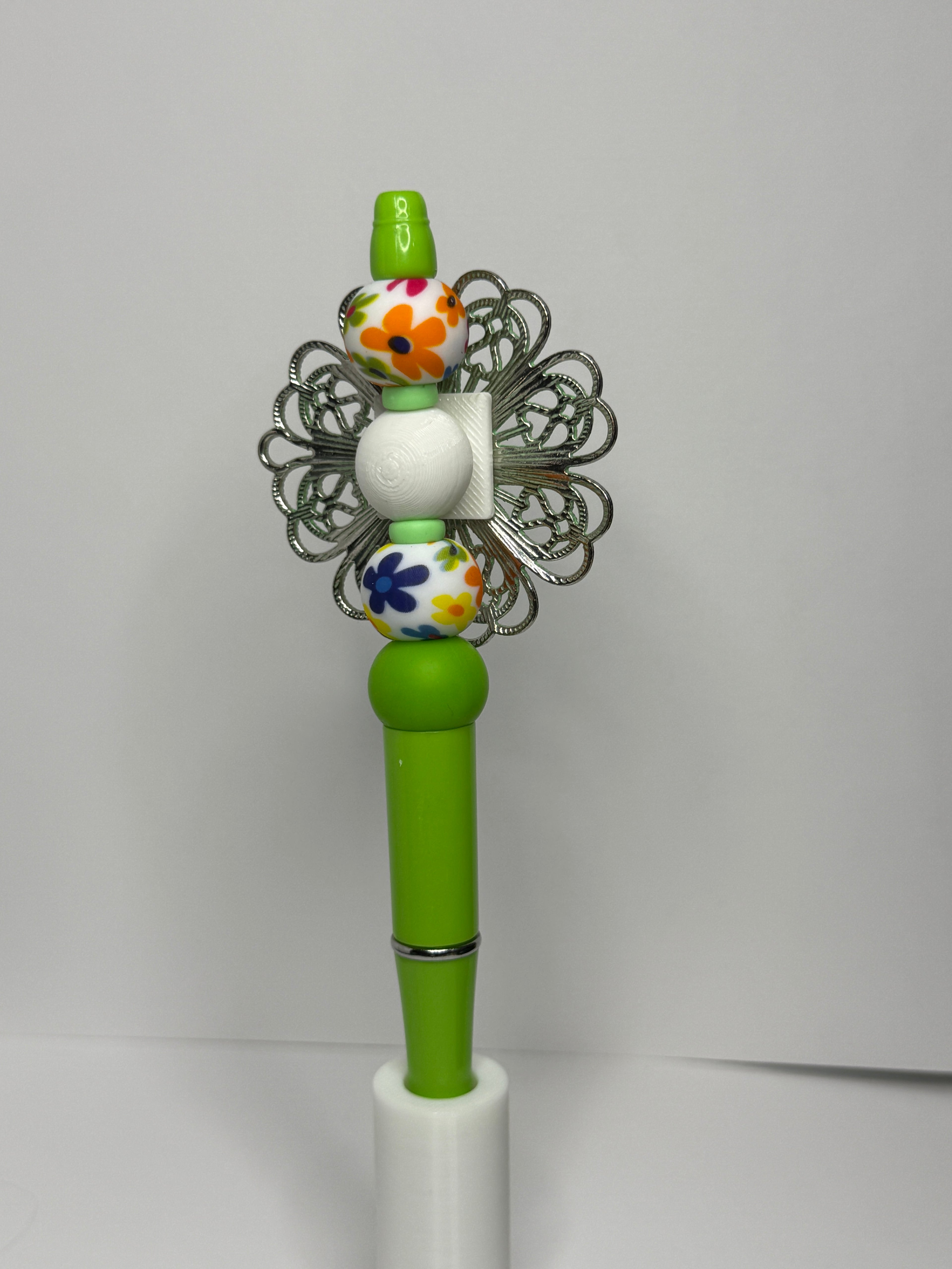 Spring garden pen